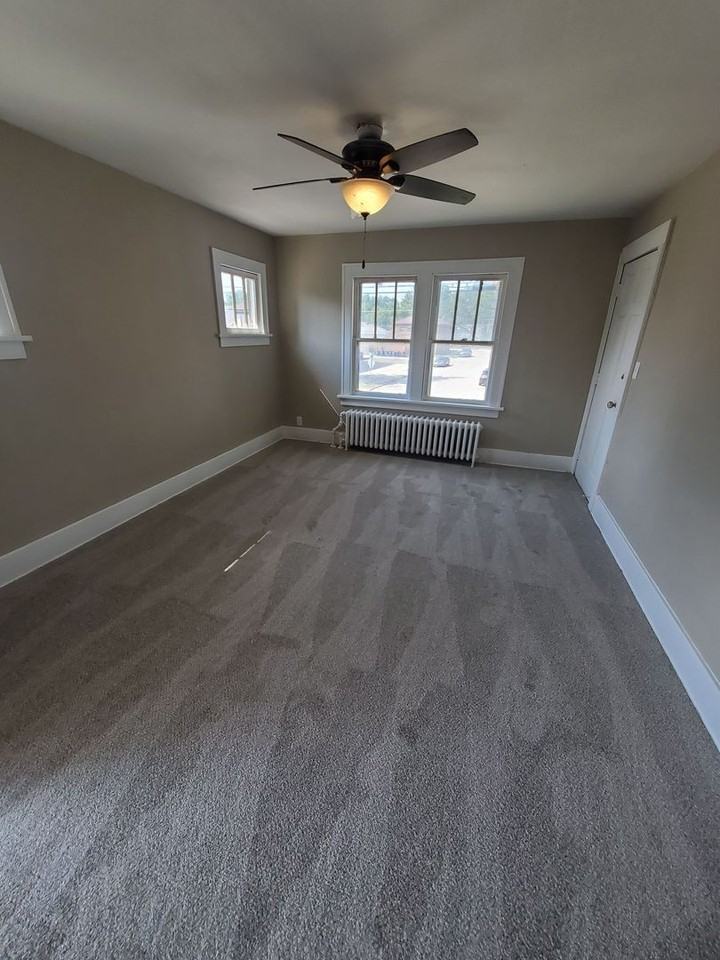 1845  12th St. (Duplex) - Photo 2 of 7