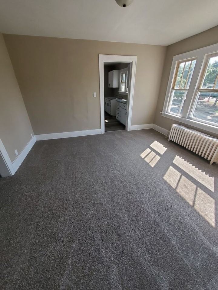 1845  12th St. (Duplex) - Photo 3 of 7