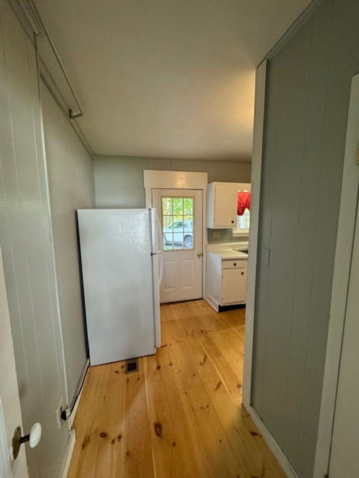 18 Maple St - Photo 4 of 9