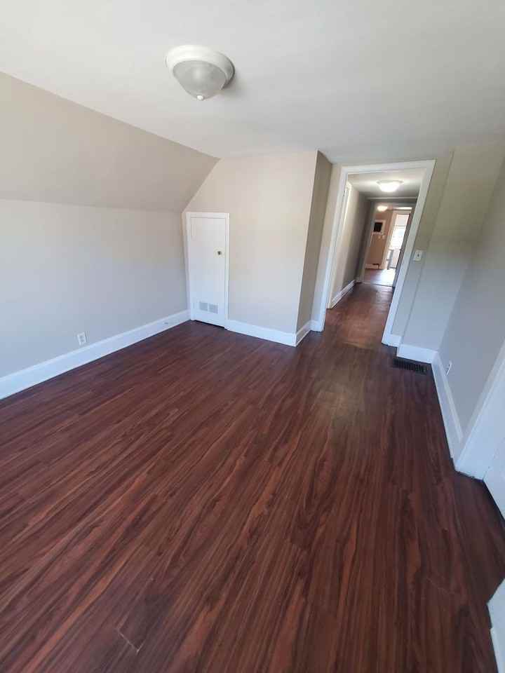 332 Luedtke Ave. (Duplex) - Photo 2 of 7