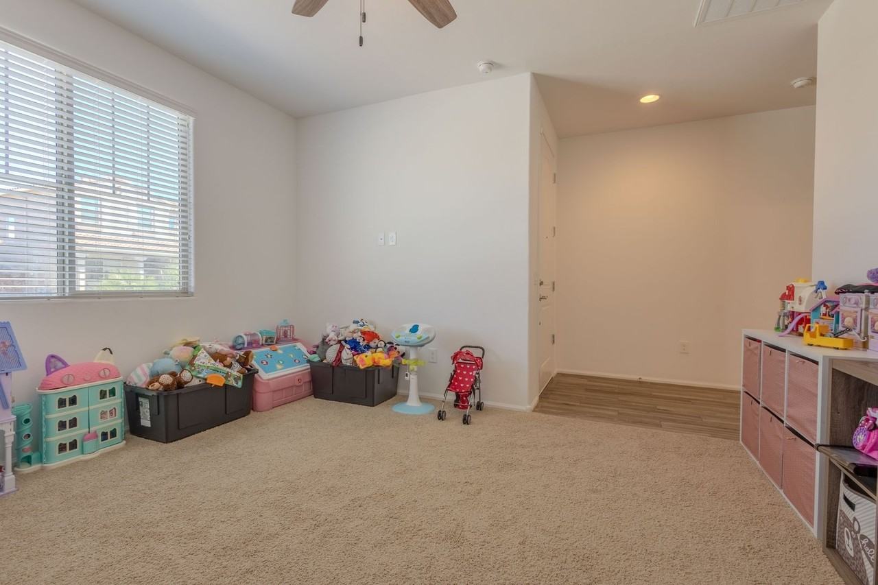 9970 E Camelback Trl - Photo 3 of 30