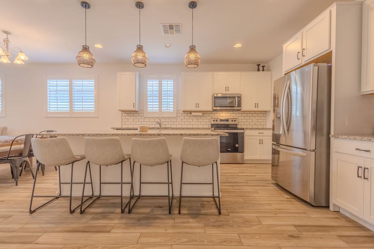 9970 E Camelback Trl - Photo 6 of 30