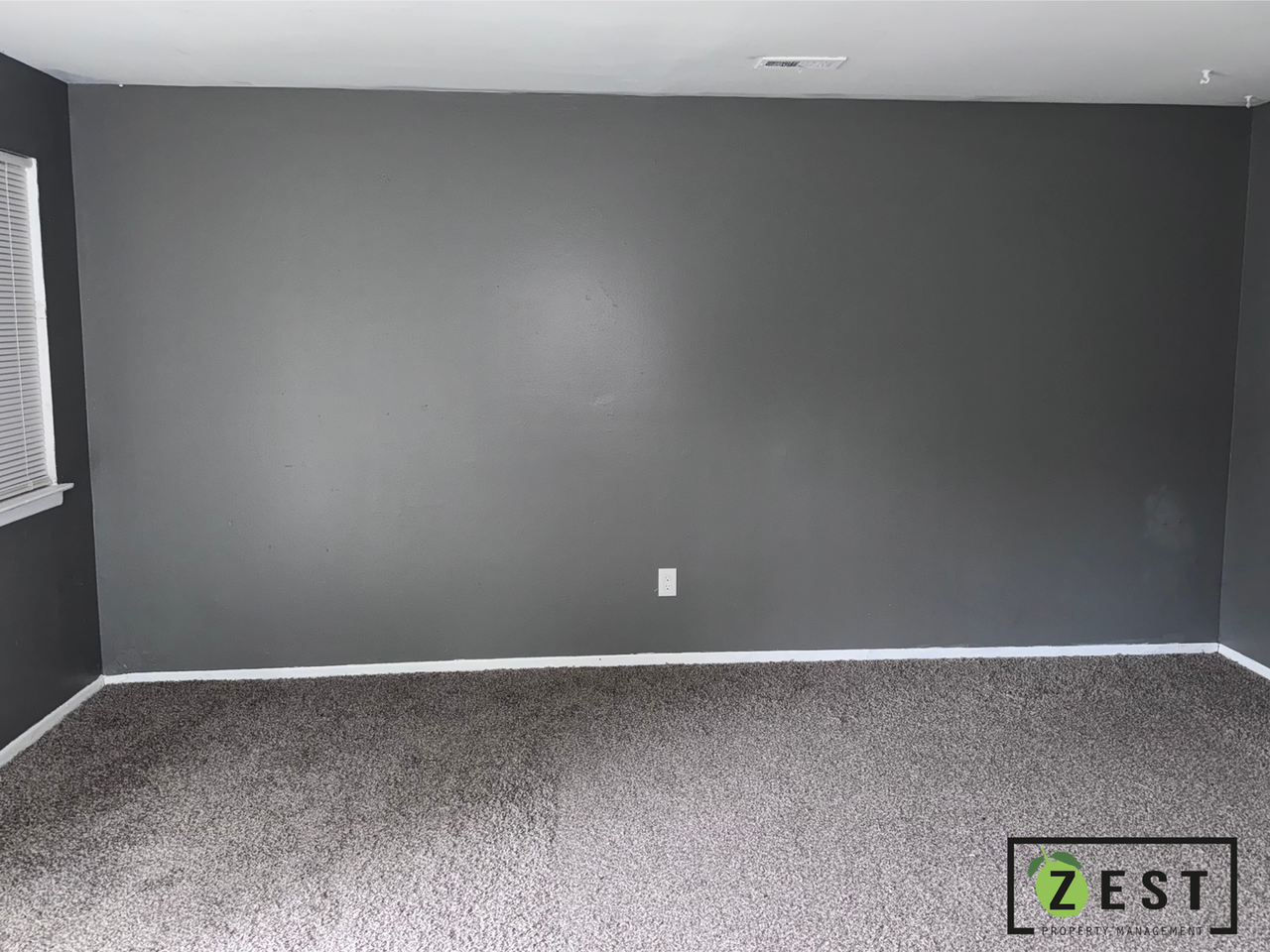 17439 Lumpkin St - Photo 2 of 11