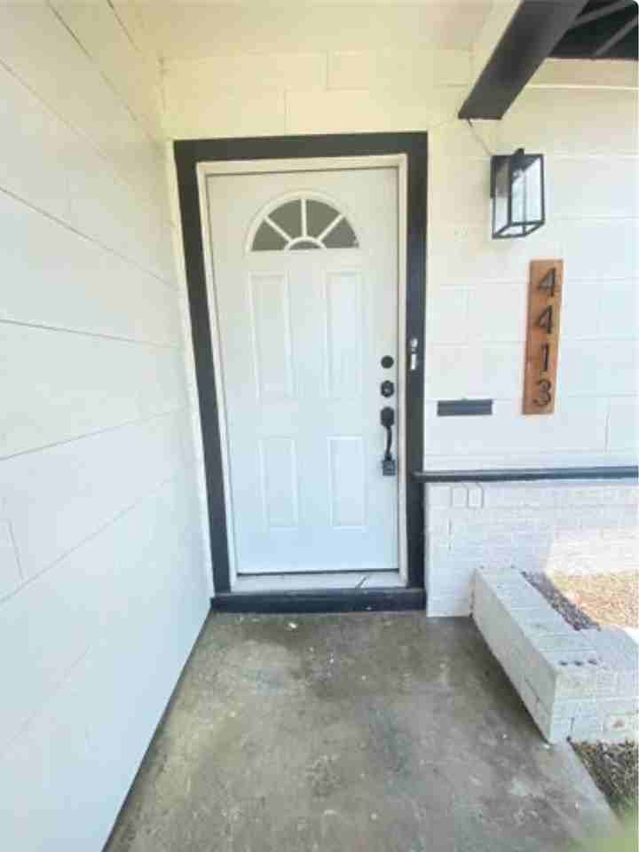 4413 Carmel Ave - Photo 3 of 27