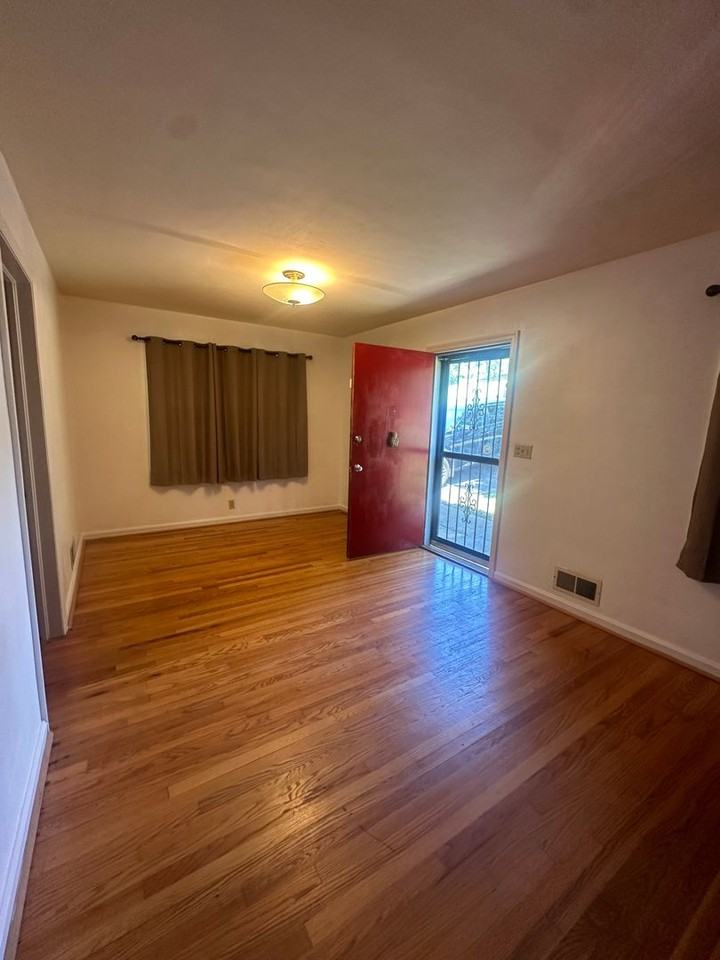 1216 Rainbow Pass - Photo 7 of 17