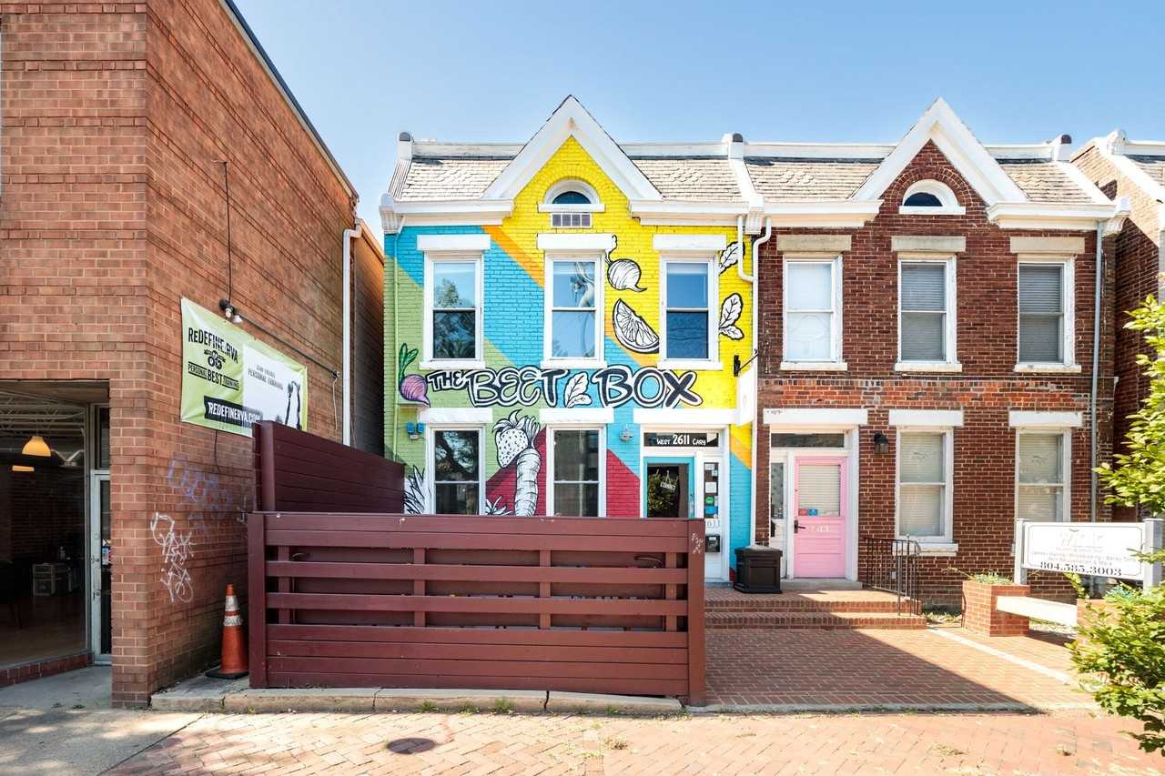 2611 W Cary St - Photo 2 of 21