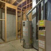 186 W DIVISION ST NE - Photo 3 of 33