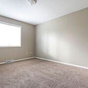 186 W DIVISION ST NE - Photo 2 of 33