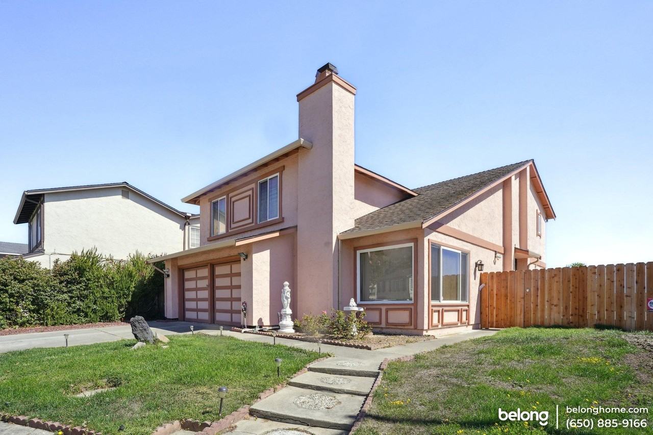 551 Avalon Dr - Photo 2 of 26