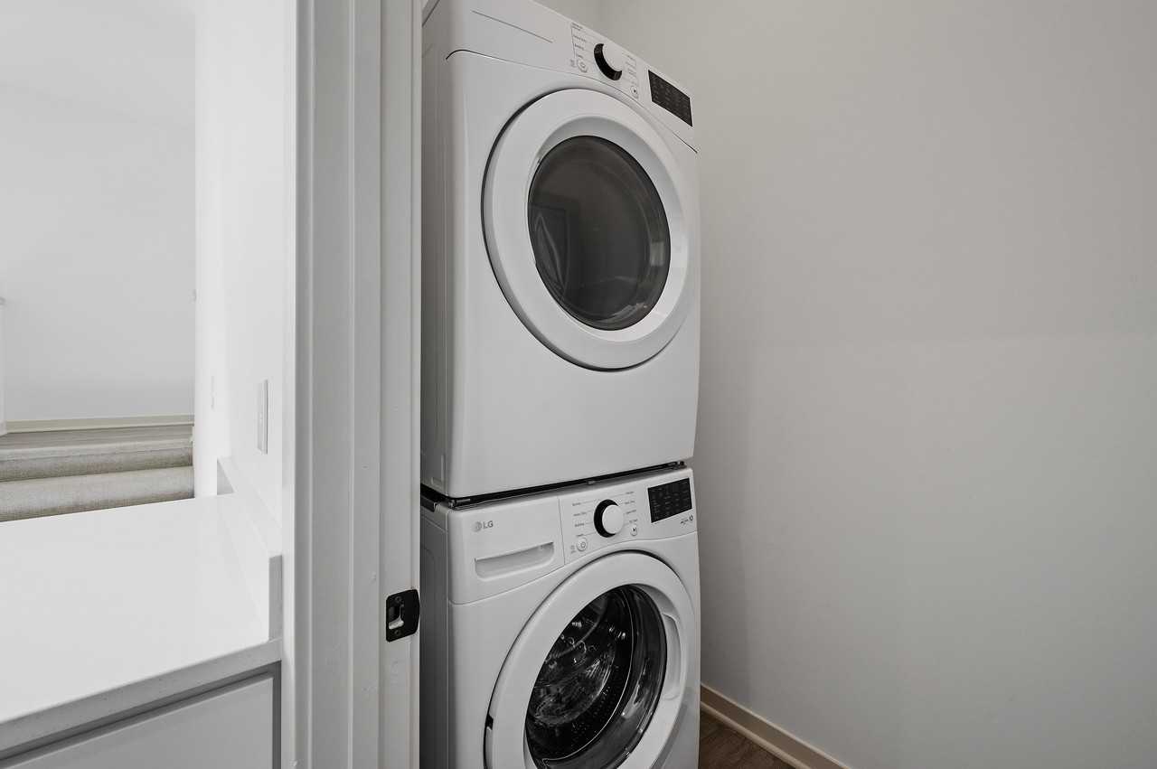 842 Rice Street - Photo 2 of 26