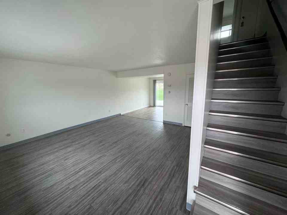 311 Covert Ln - Photo 3 of 3