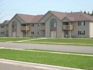 501-531 Stonefield Circle - Photo 3 of 10