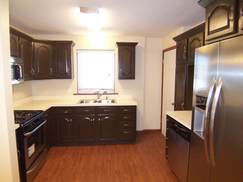 5707 S Massasoit Ave - Photo 3 of 11