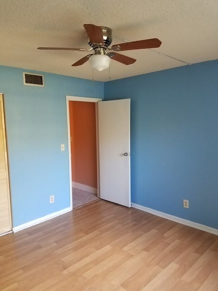 480 N Laurel Dr #4A - Photo 5 of 16