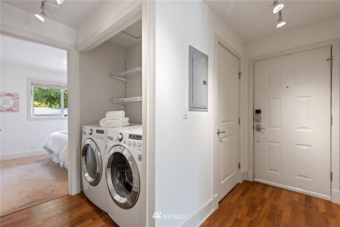 11058 Northeast 33rd Place #D6 - Photo 7 of 11