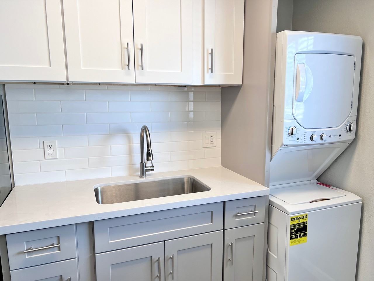 2020 West Orangewood Avenue #207 - Photo 7 of 24