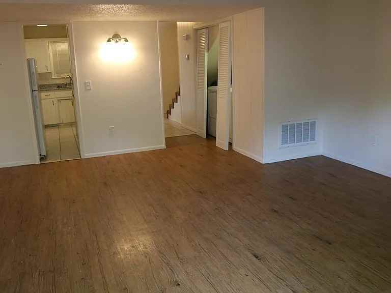 1800 N Gregg Ave #3 - Photo 4 of 12