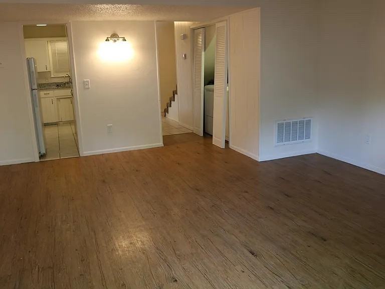 1800 N Gregg Ave #2 - Photo 4 of 12