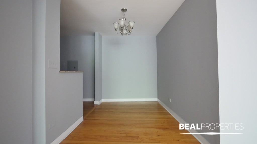 625 West Wrightwood Avenue - Photo 3 of 9