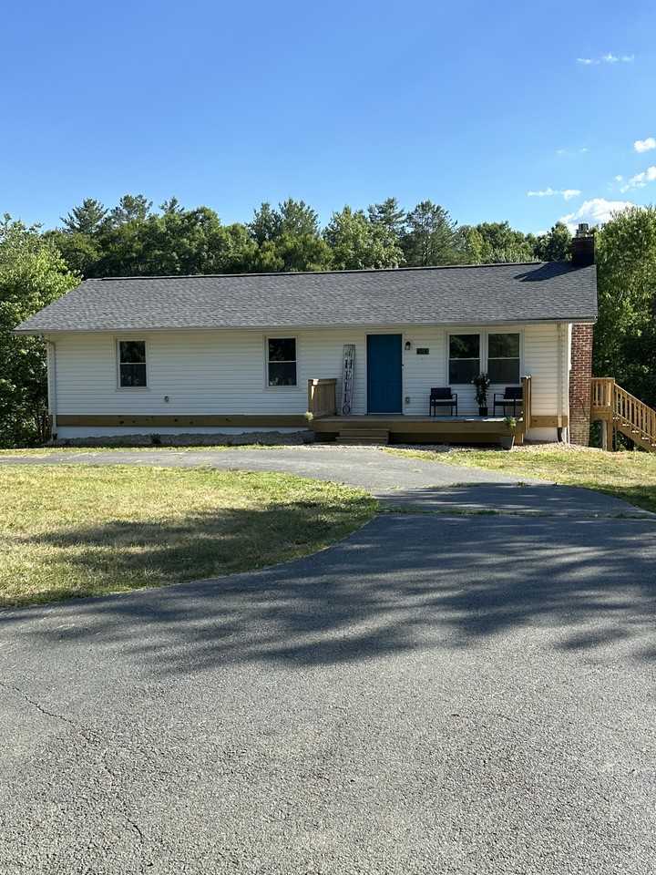 1014 Winterhawk Cir - Photo 2 of 14