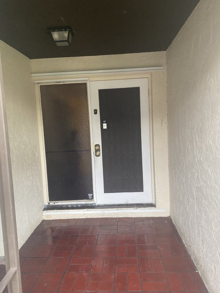 9123 Sw 112th Ct #NA - Photo 2 of 28