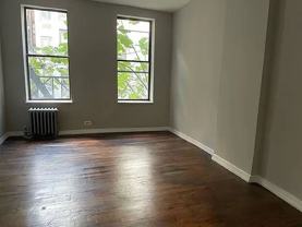 231 E 4th St #4C - Photo 1 of 1