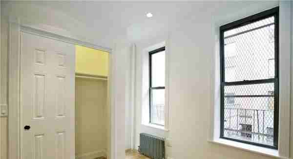 307 Mott St #2C - Photo 2 of 6