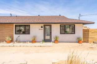 56484 Oakwood Dr - Photo 1 of 1