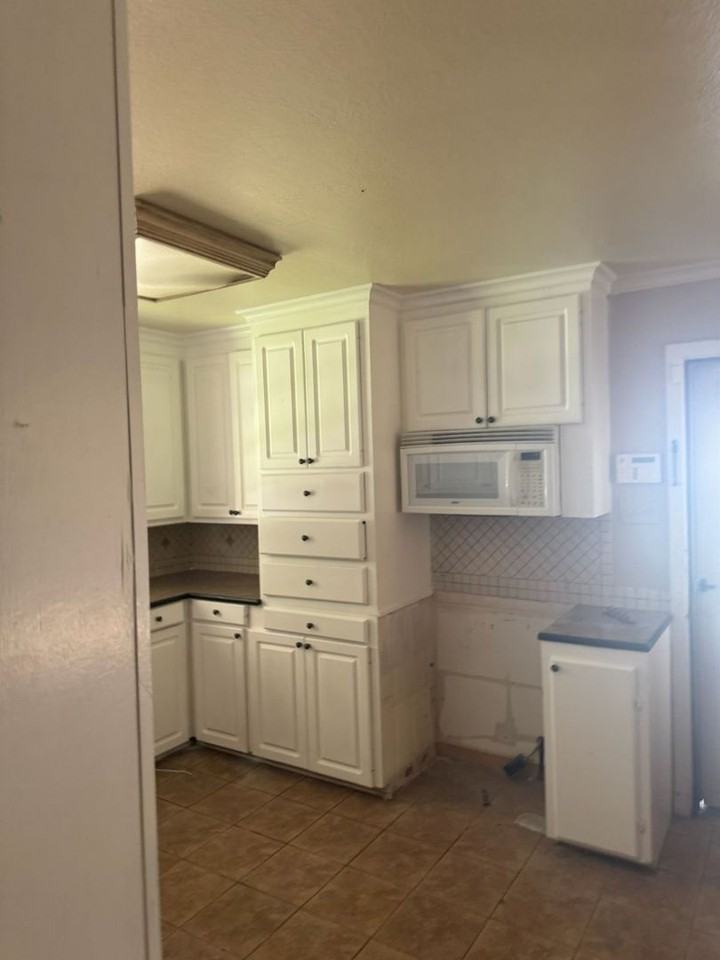 3416 36th Ave - Photo 5 of 12