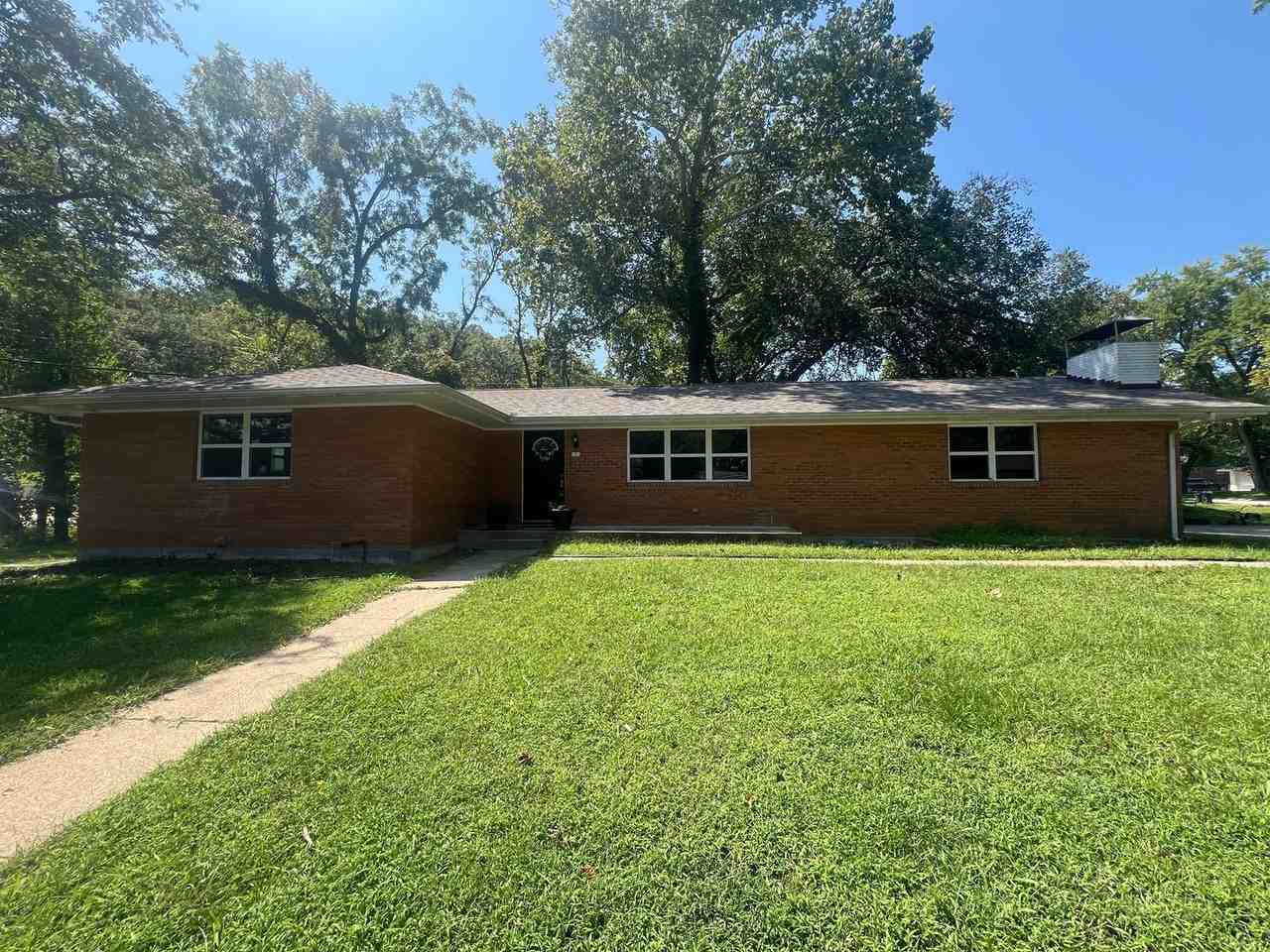 101 Elliott Dr