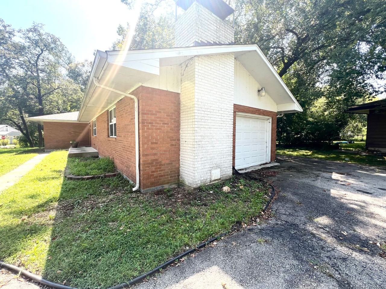 101 Elliott Dr - Photo 4 of 46