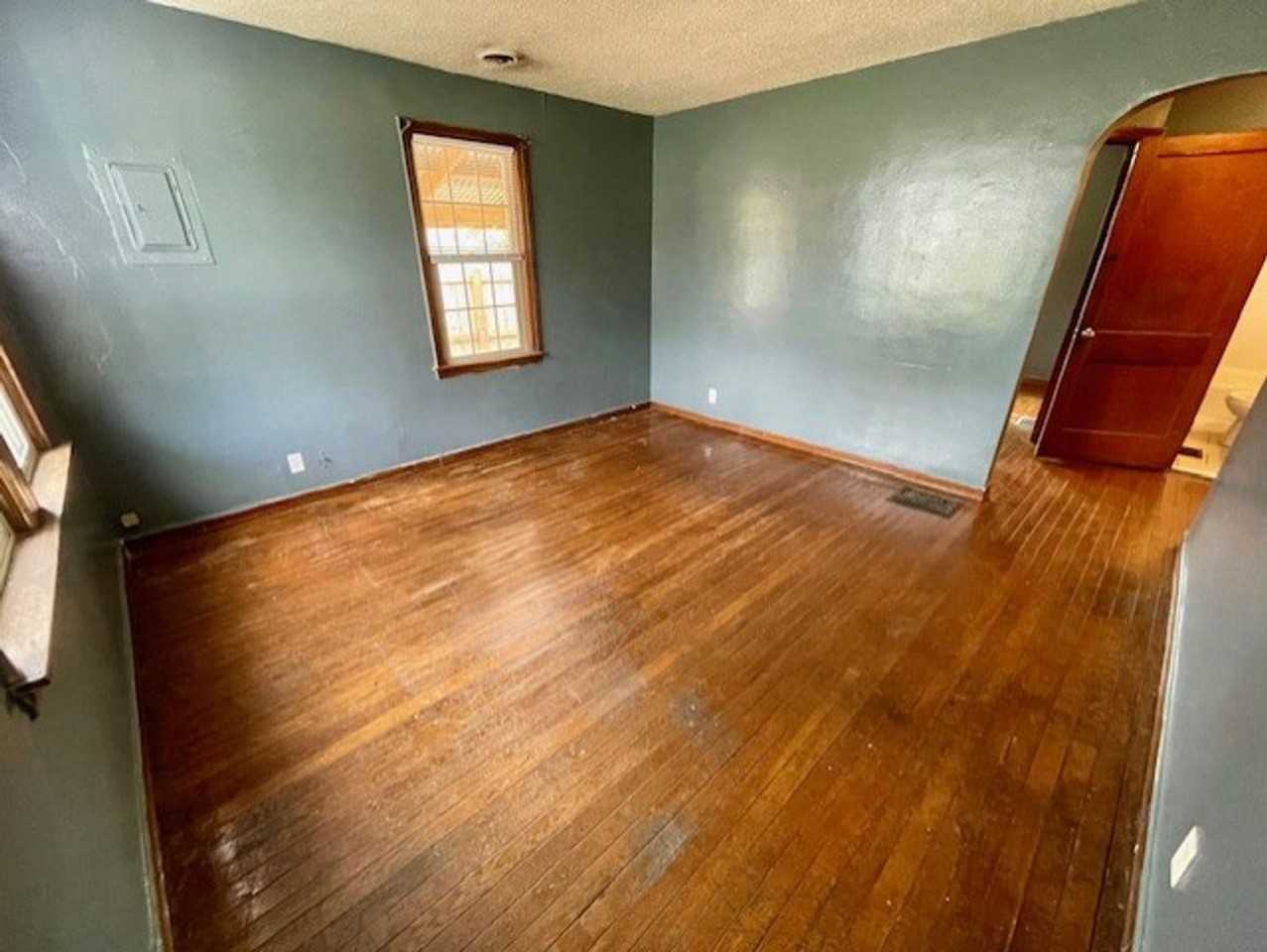 Kelly1206 - Photo 3 of 20