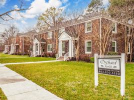 featured image of 124 Haynsworth St