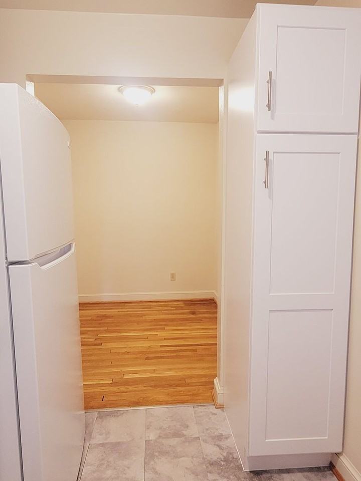 Wakefield Manor Apartments - Photo 6 of 13