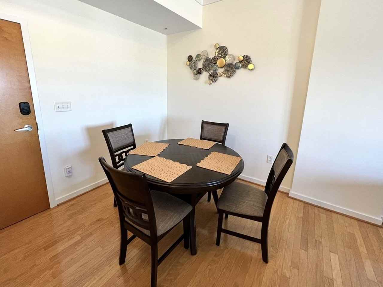 715 N Church St - Photo 6 of 19