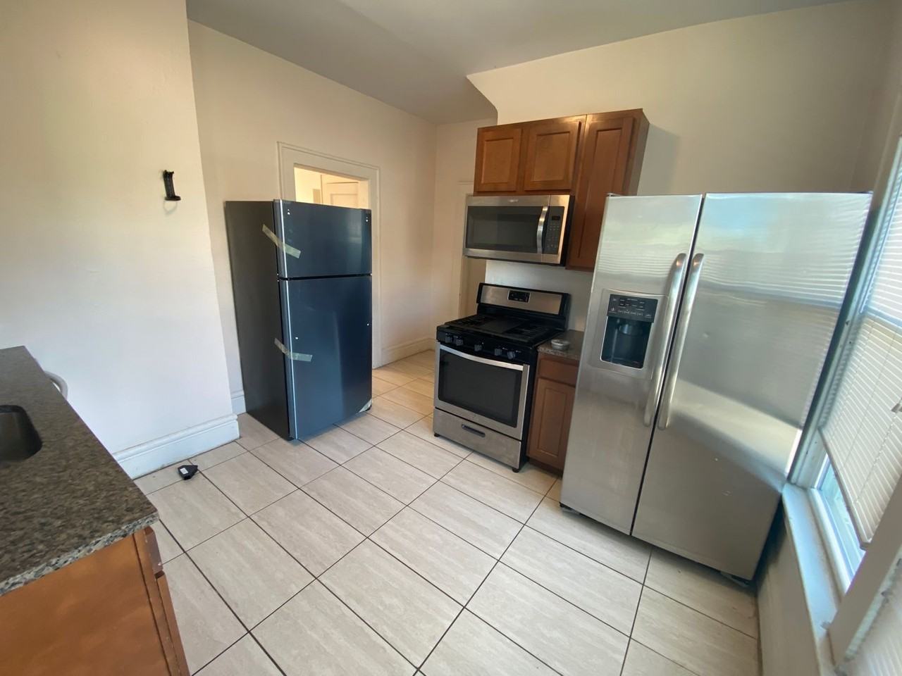 314 E 19th Ave - Photo 3 of 19