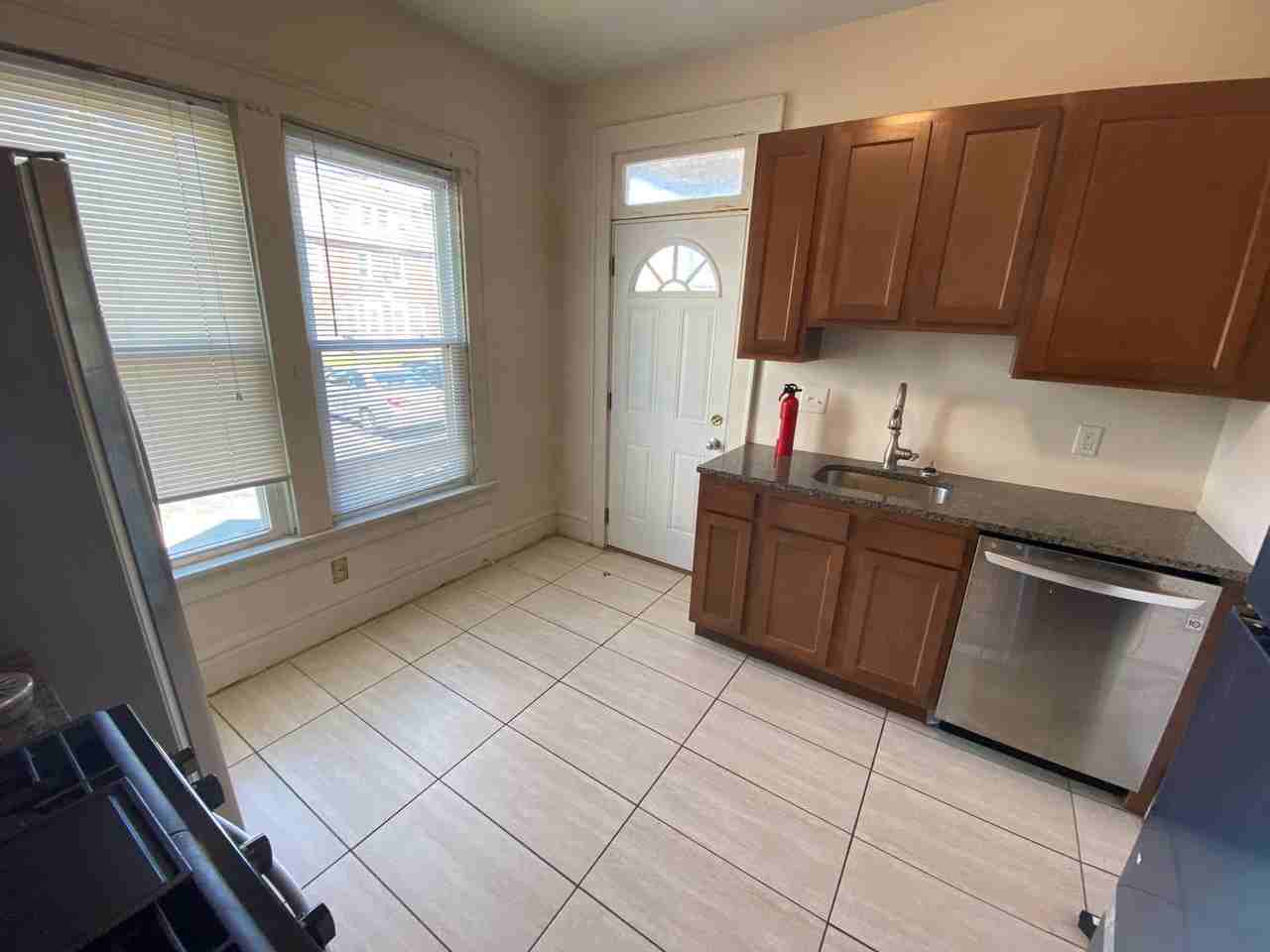 314 E 19th Ave - Photo 4 of 19