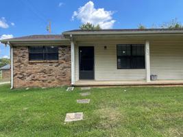 featured image of 102 Debbie Dr