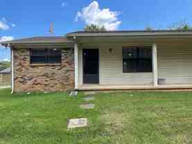 102 Debbie Dr - Photo 1 of 1
