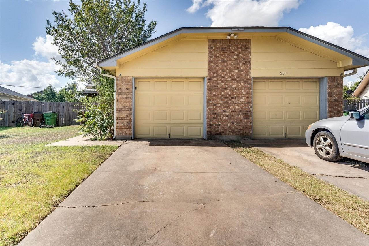 601 Misty Morning Way #B - Photo 2 of 19