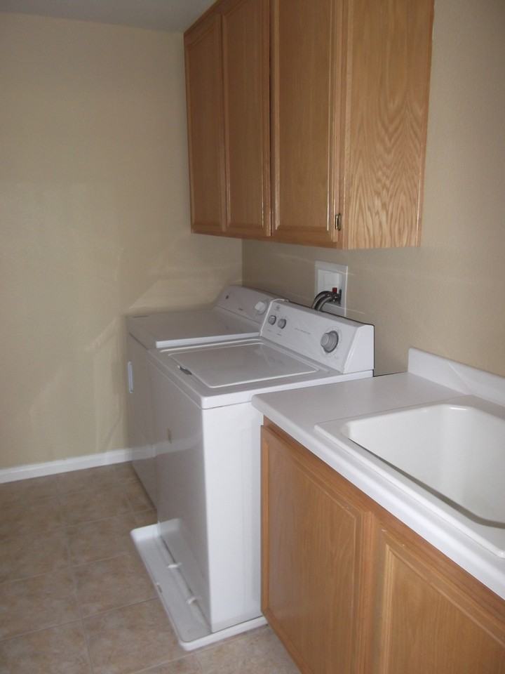 8453 Galliano Ave - Photo 4 of 8