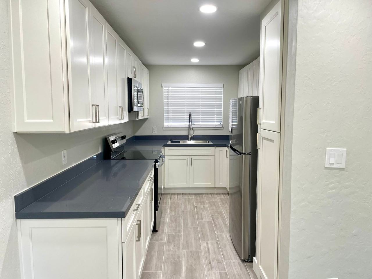 1790 Ellis St #12 - Photo 6 of 26