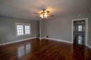 1714 E Walnut St - Photo 1 of 1