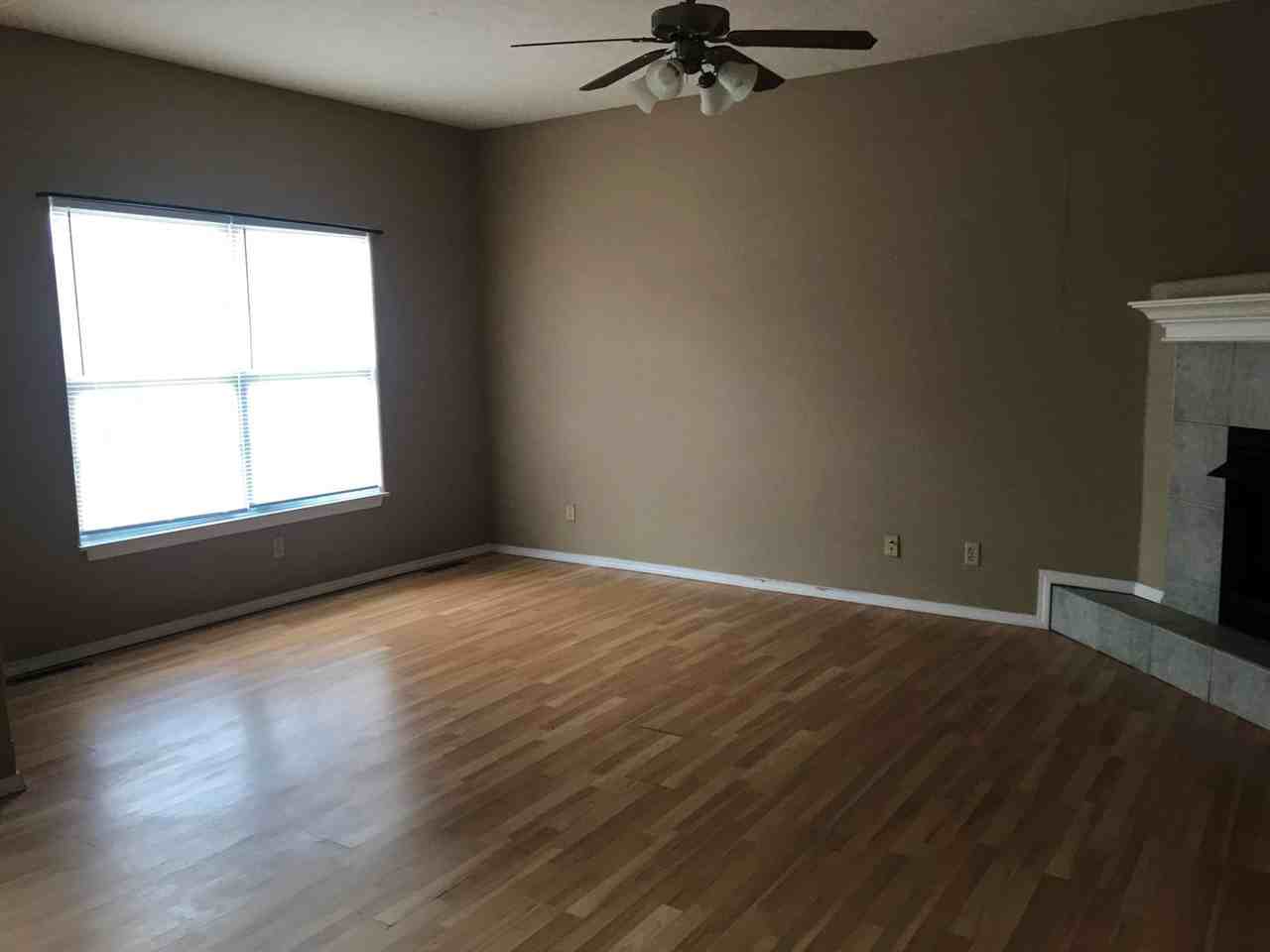 305 Carmel Valley Way - Photo 3 of 24