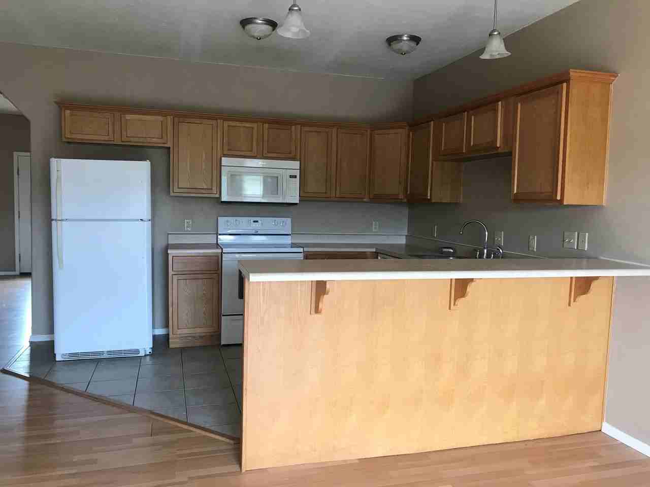305 Carmel Valley Way - Photo 5 of 24