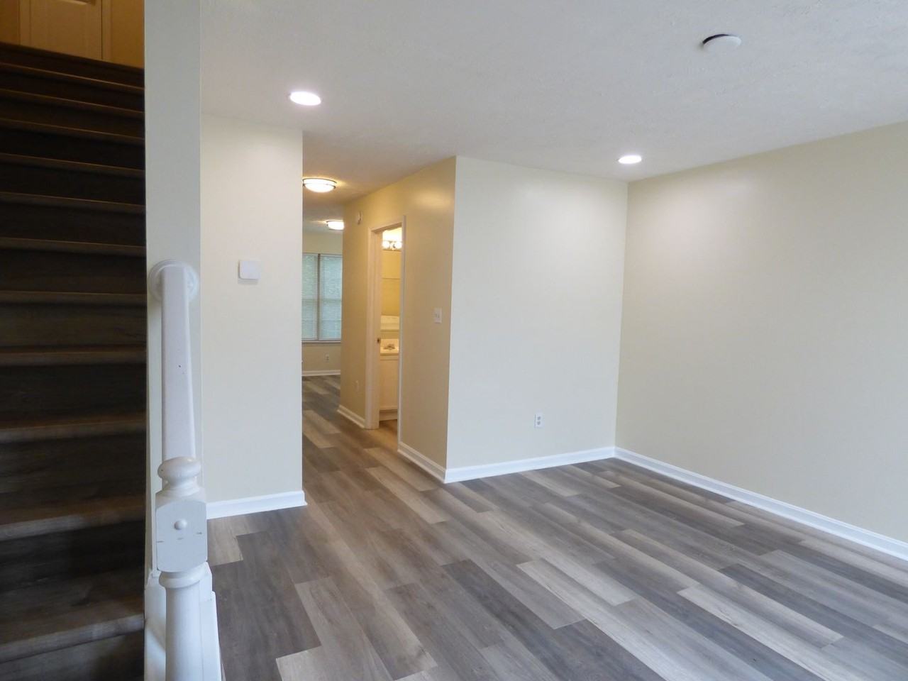 2820 Hanna Pl - Photo 3 of 43