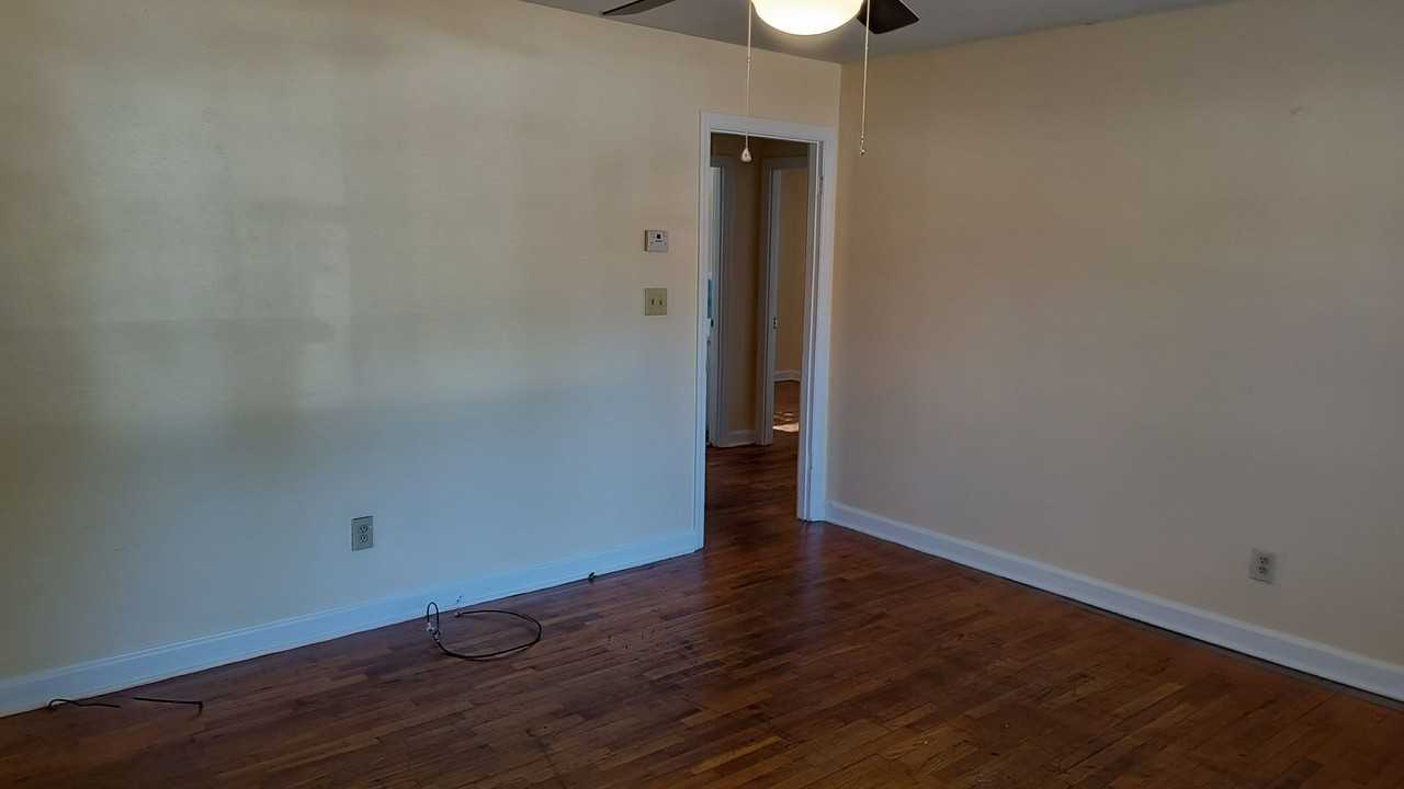 5111 Palmetto Ln - Photo 3 of 50