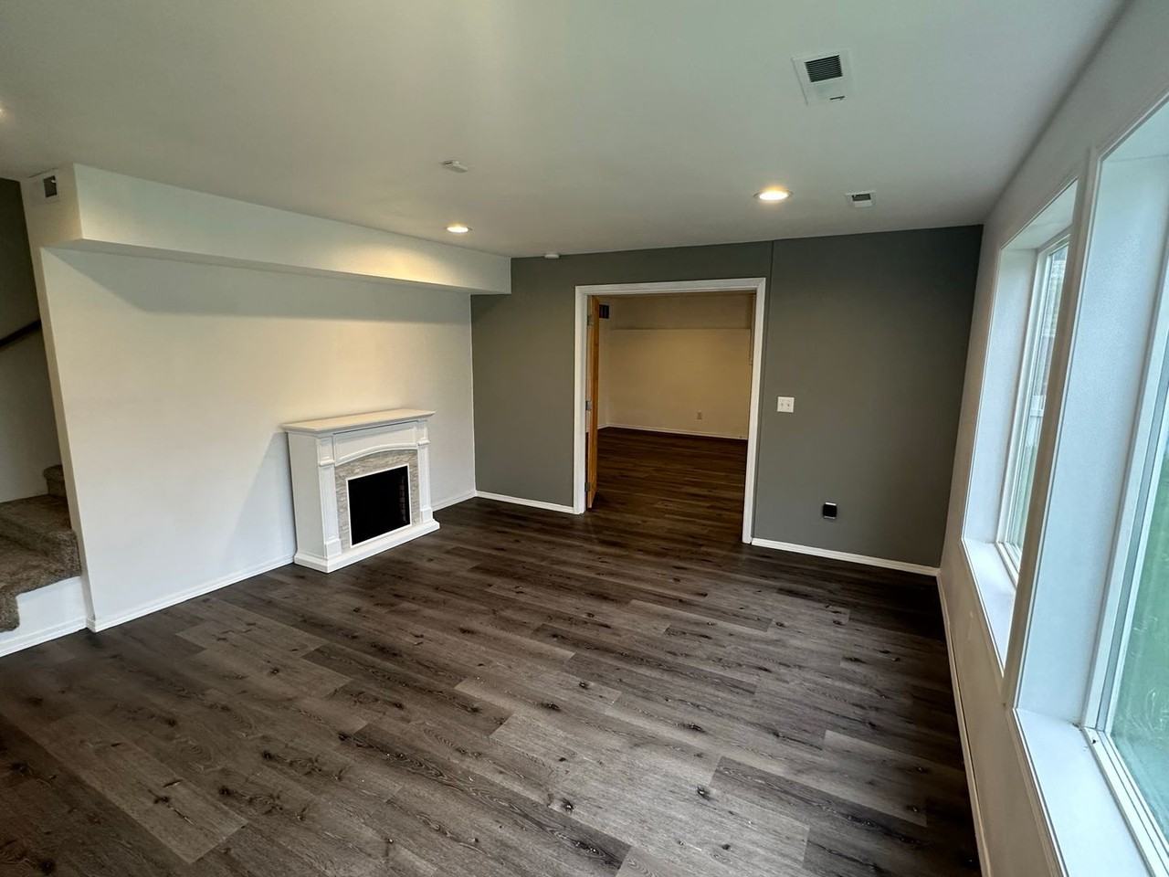 5786 Church Rd - Photo 4 of 19
