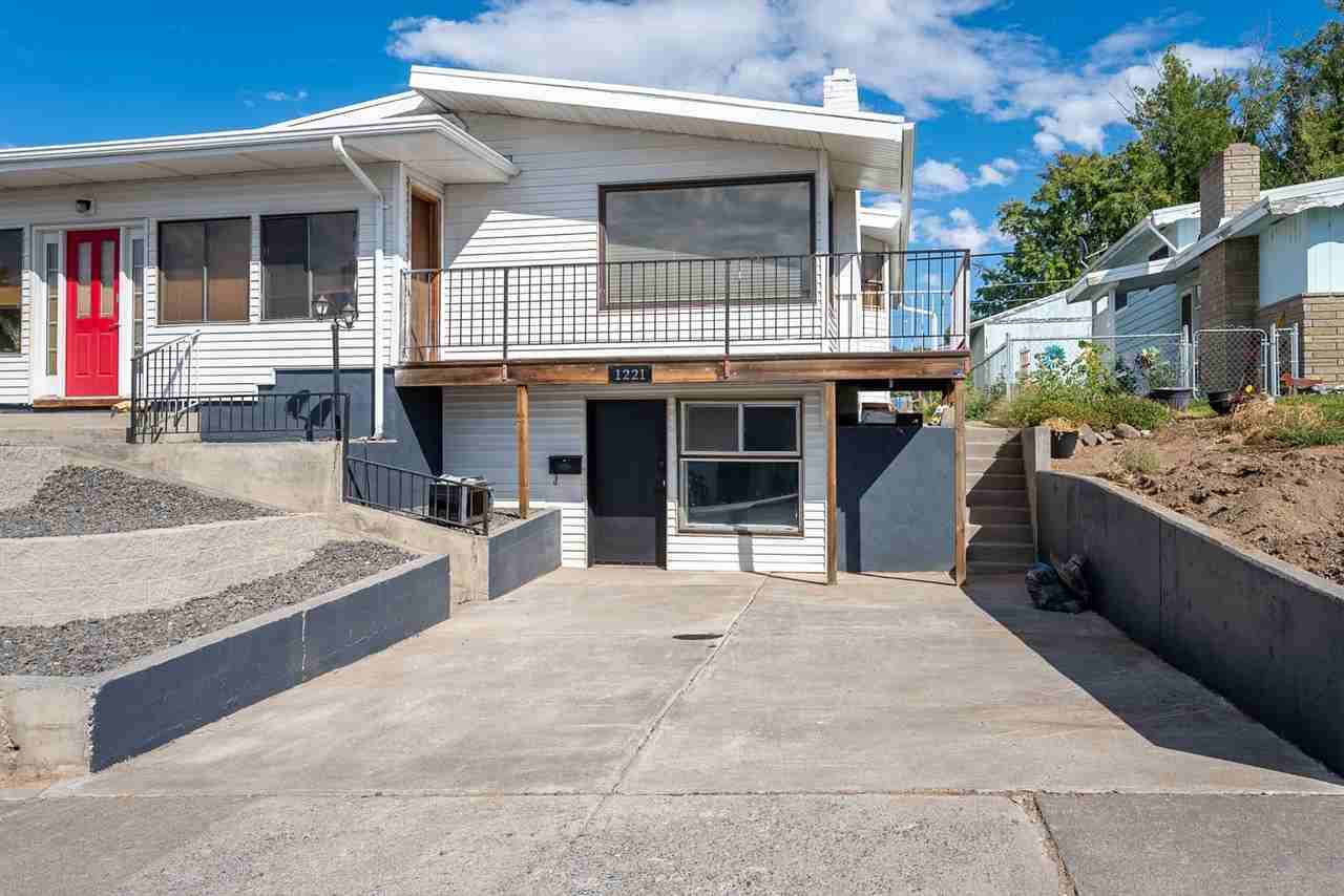 1221 S Baker St. - Photo 2 of 21