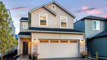 featured image of 3121 N Lochness Ave